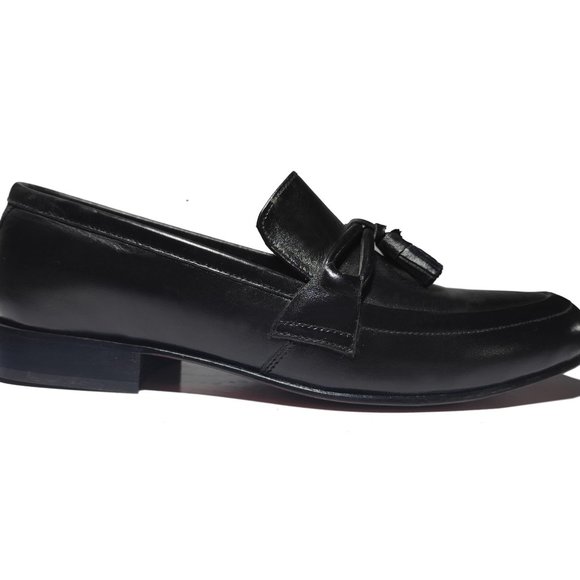 Bashwood Handmade Tussel Style Leather Black Loafers main image 2